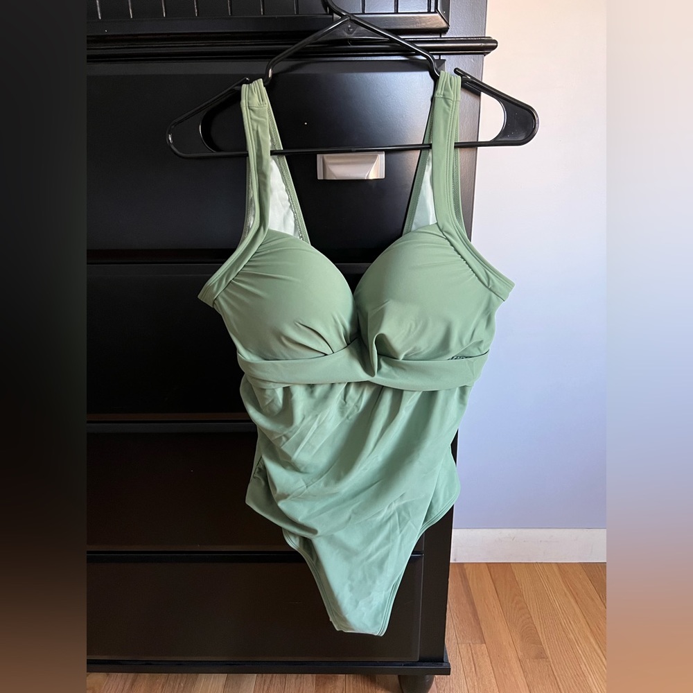 CUPSHE Green One Piece Bathing Suit